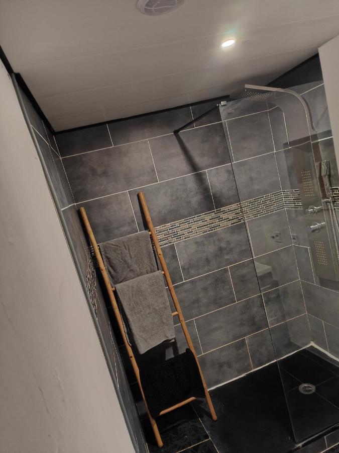 Апартаменты Logement Privatif Avec Jacuzzi Берг Экстерьер фото